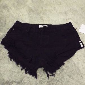 one x one teaspoon black shorts 27 missing button